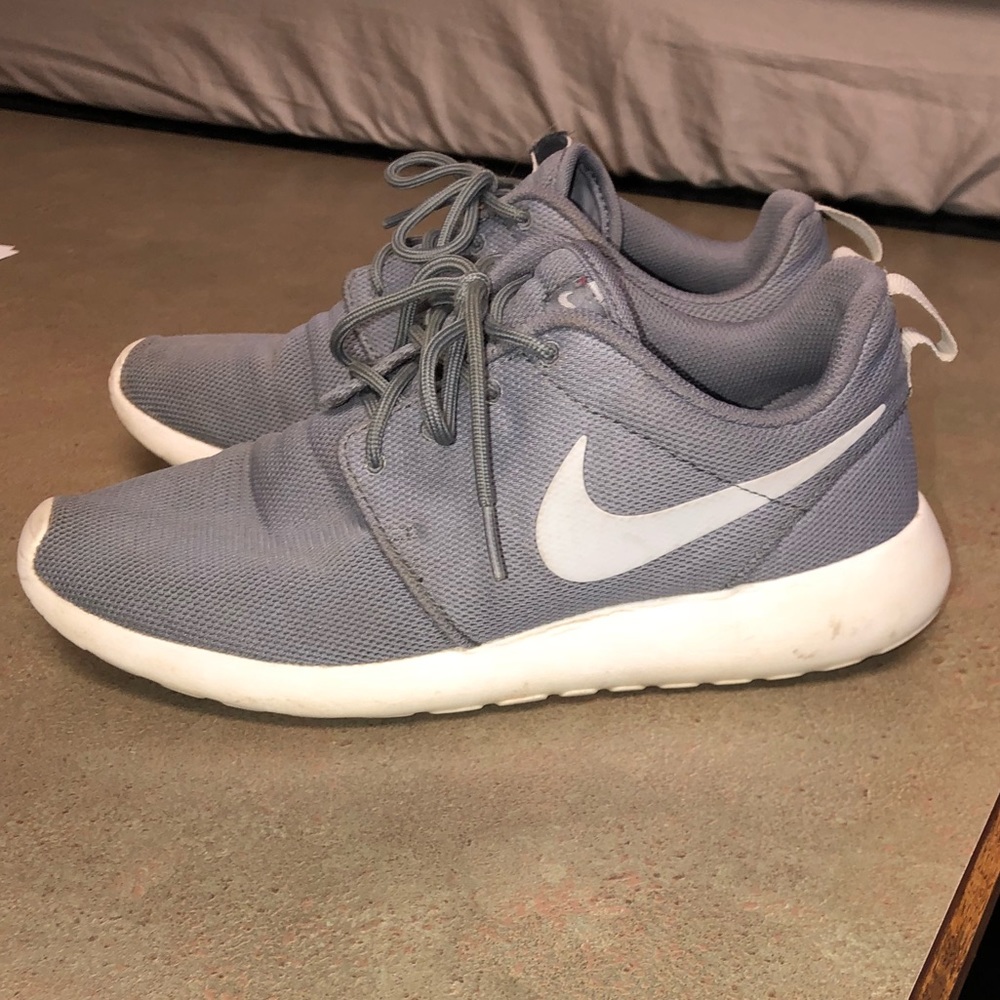 Nike Roshes